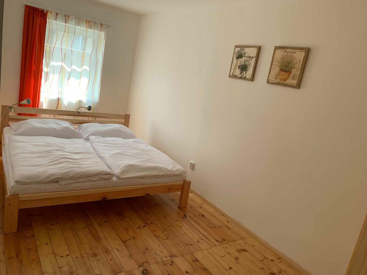 Apartmany Michaela アベルタミ エクステリア 写真